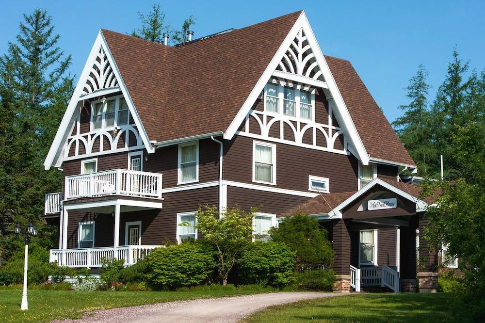 Silver Dart Lodge Baddeck Exterior photo