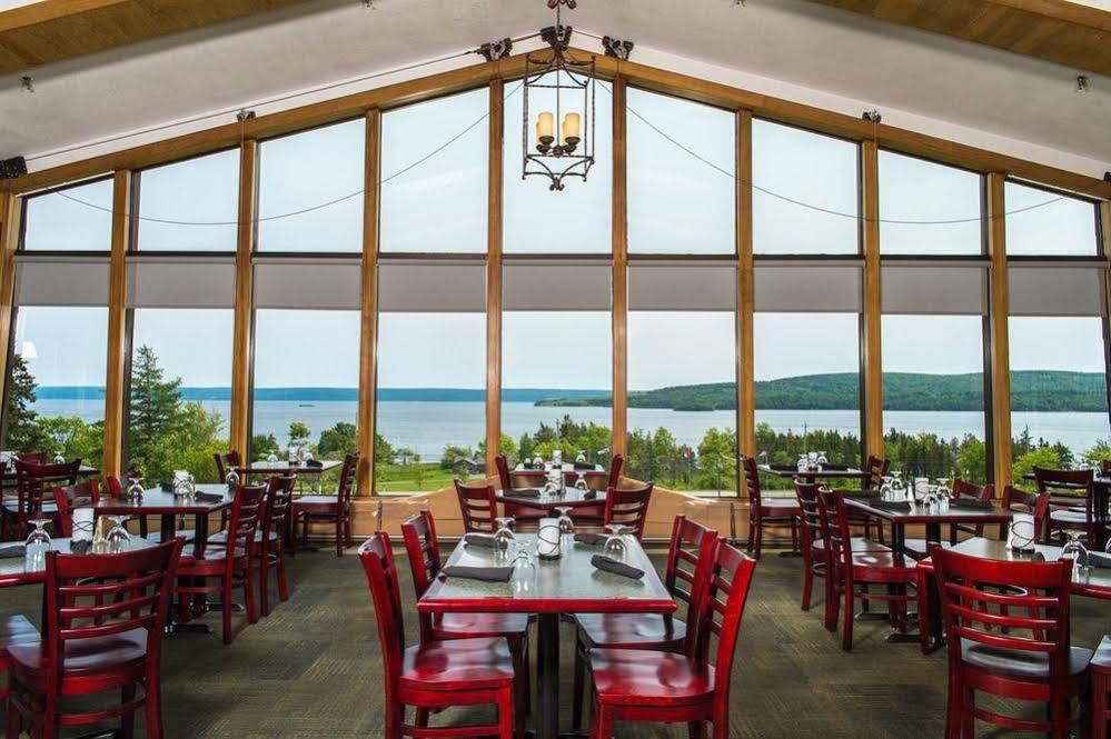 Silver Dart Lodge Baddeck Exterior photo